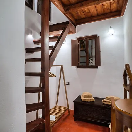 Ducato Dream Santorini 公寓 *