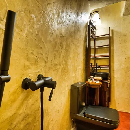 Ducato Dream Santorini Emporio (Santorini)